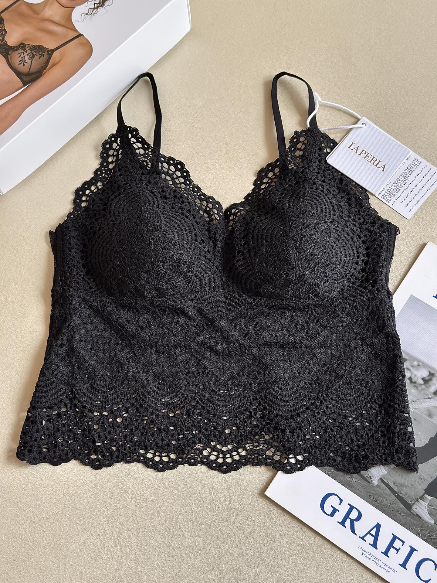 ‼️‼️⚠️⚠️品名：LAPERLA新款浮光缕影·立体浮雕软蕾丝美背内衣款号：396 颜色：香槟（撞色）