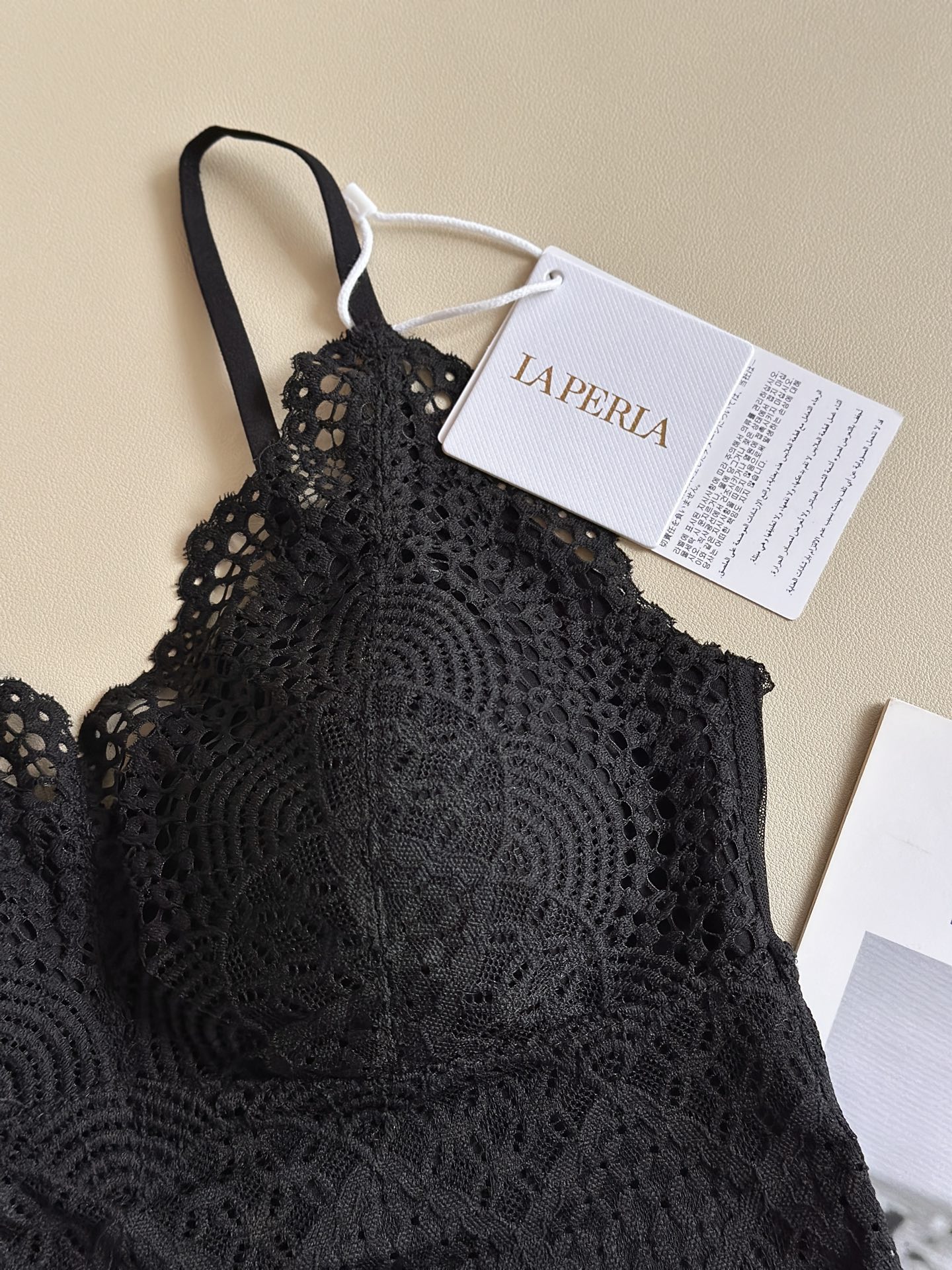 ‼️‼️⚠️⚠️品名：LAPERLA新款浮光缕影·立体浮雕软蕾丝美背内衣款号：396 颜色：香槟（撞色）