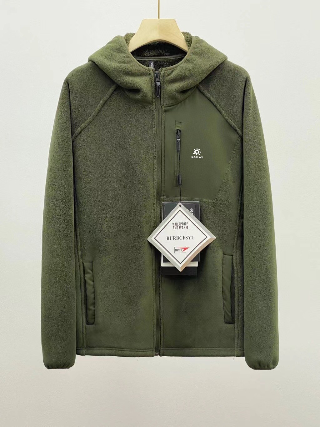 _dwT9sowRyzCfk_UavmOG2C-NlypegDPz8aepWVw