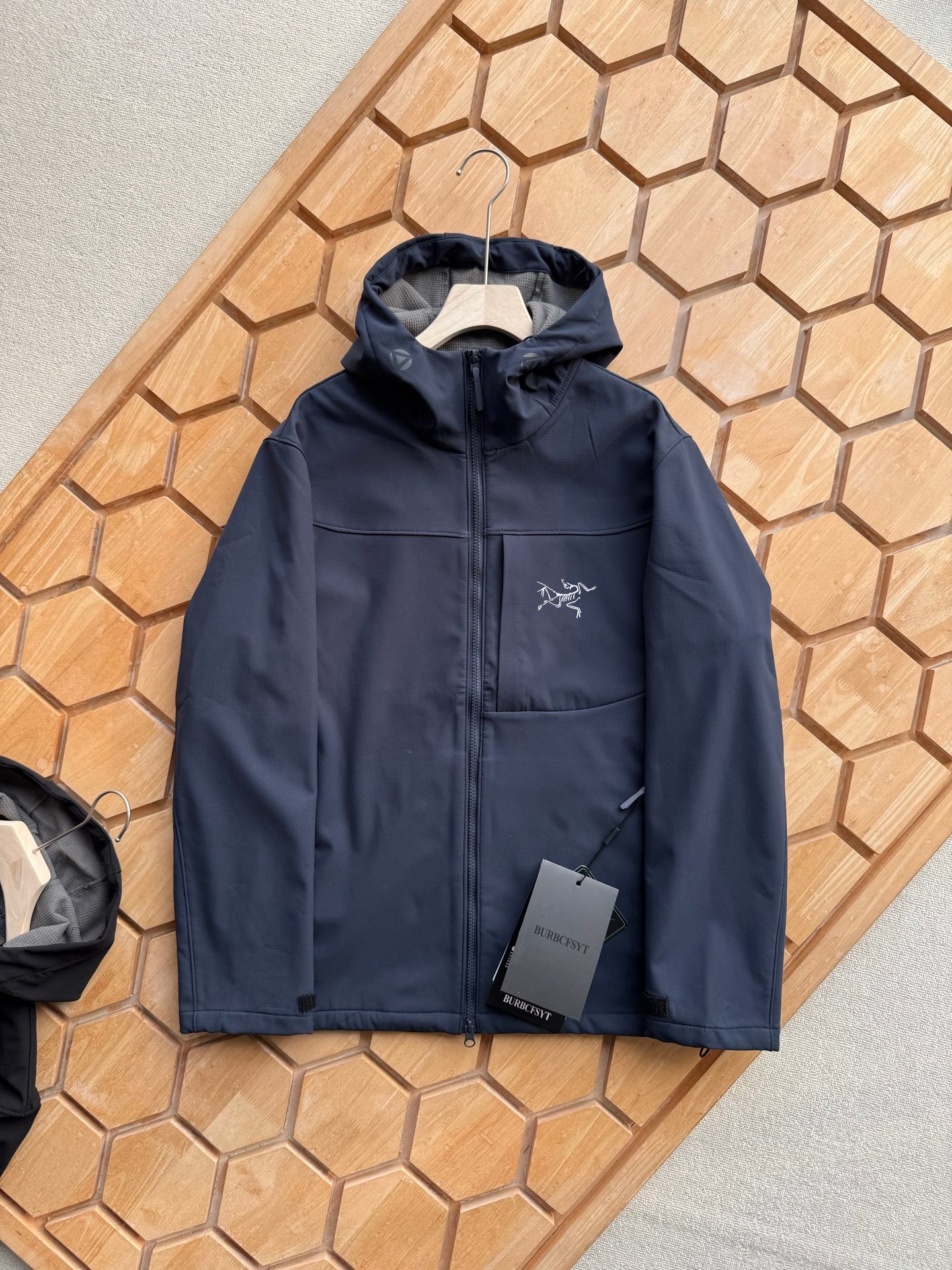 _d9F9sCKBYUz4aUAelhw8g6pdzHcFm_Mon6phXkA