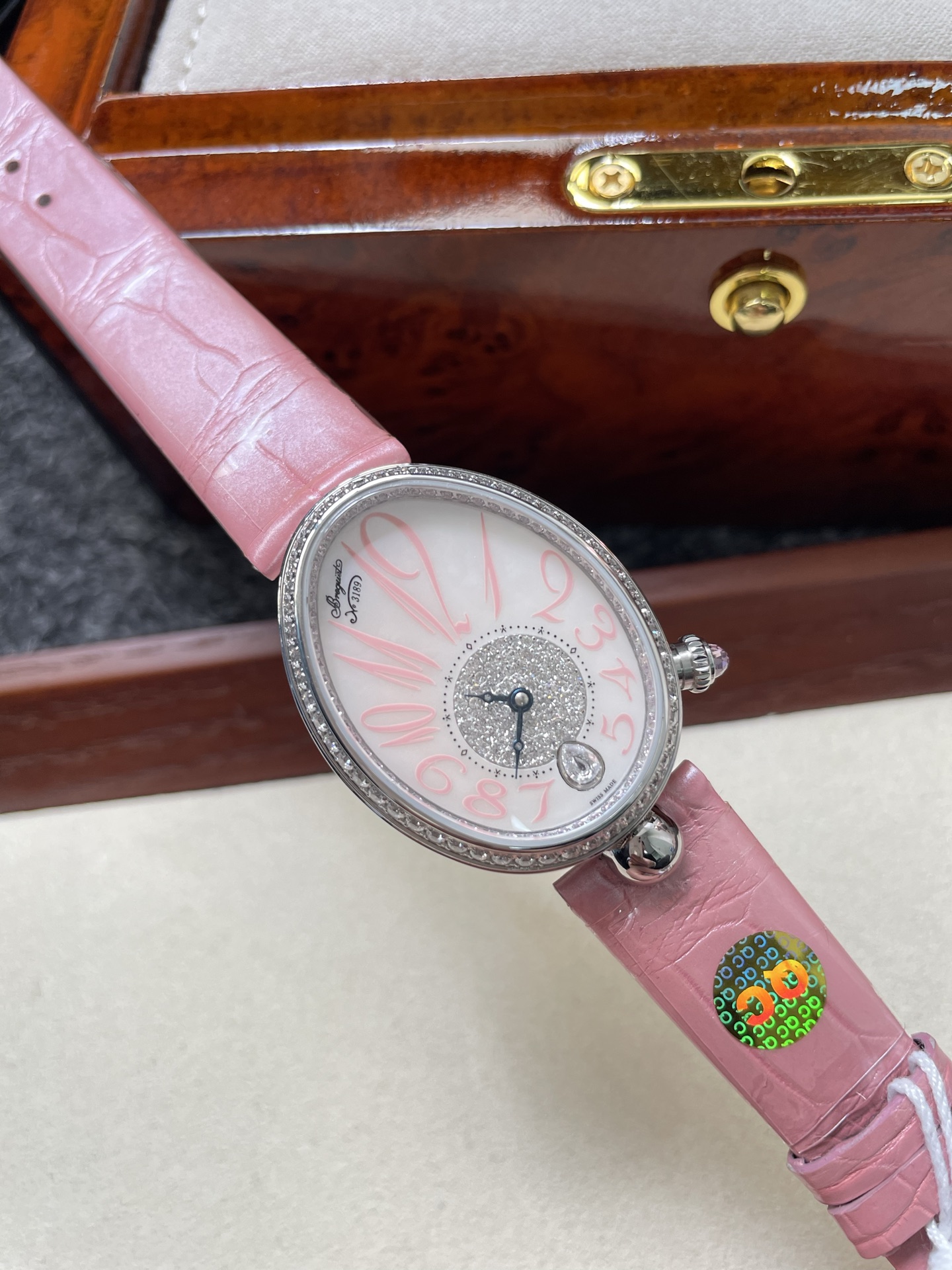 NO:821637,Breguet Sakura Pink Pink is a love letter to the passing world,,breguet19860909宝玑 樱花粉 粉色是路过人间的情书,,breguet,Watch