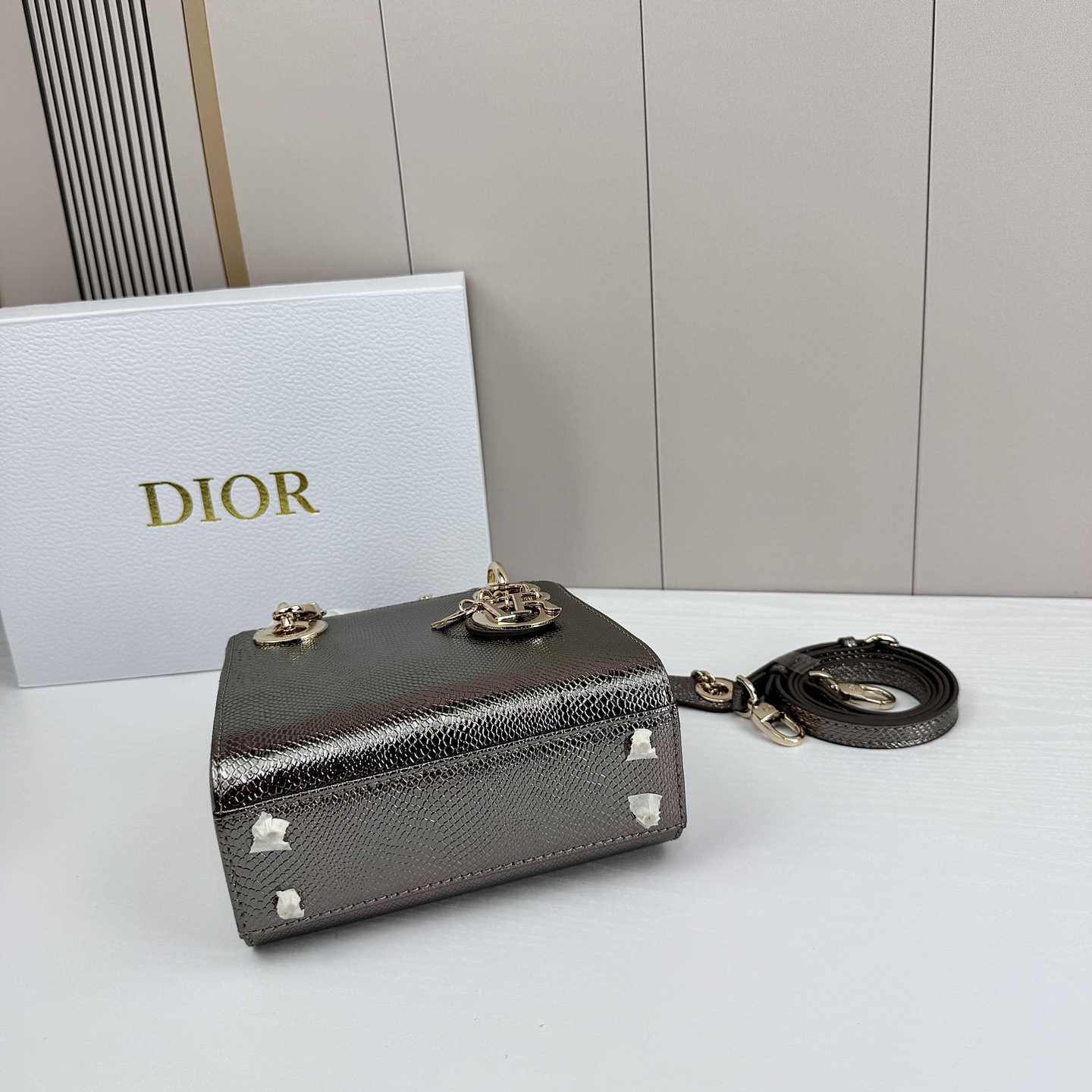 Dior迪奥戴妃包蜥蜴纹可可爱爱 小巧玲珑 优雅精致 仙女必备款尺寸：17.8.15