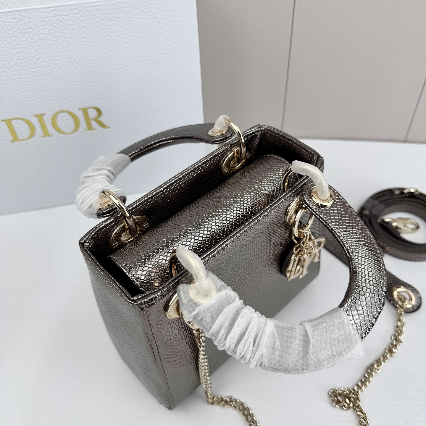 Dior迪奥戴妃包蜥蜴纹可可爱爱 小巧玲珑 优雅精致 仙女必备款尺寸：17.8.15