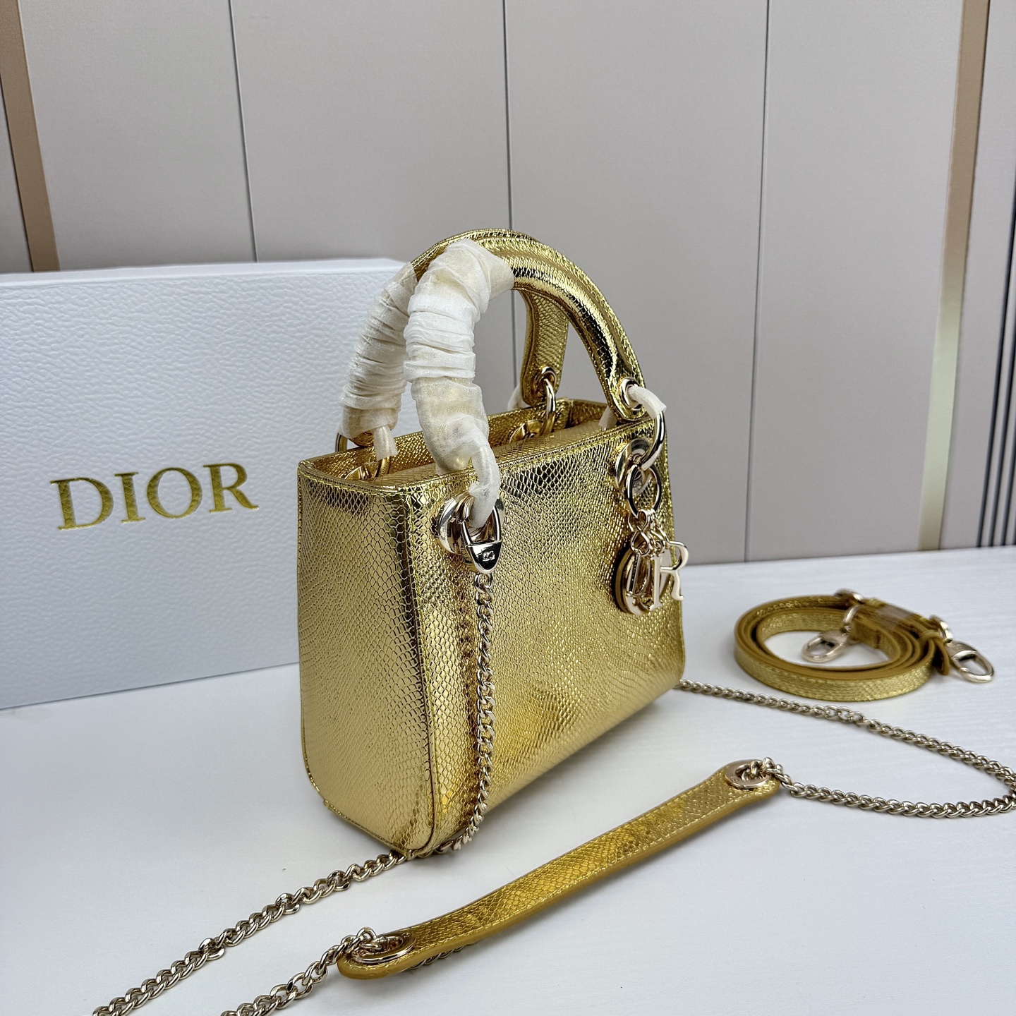 Dior迪奥戴妃包蜥蜴纹可可爱爱 小巧玲珑 优雅精致 仙女必备款尺寸：17.8.15