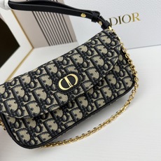 刺绣链条包,3Montaigne D-Vine链条手袋蓝色 Oblique 印花面料这款30 Monta 刺绣链条包,3Montaigne D-Vine链条手袋蓝色 Oblique 印花面料这款30 Monta