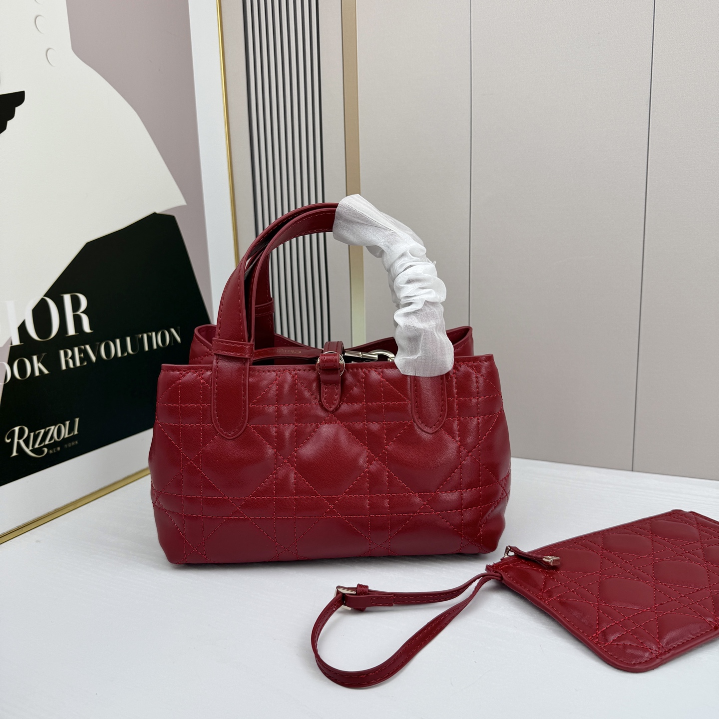 Dior Toujours Red 23cm tote everyday