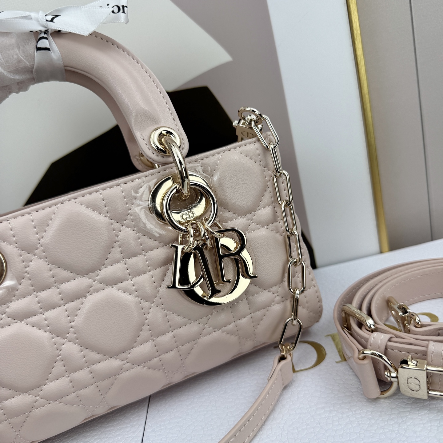 Dior Lady D-Joy Light pink 22cm shoulder everyday