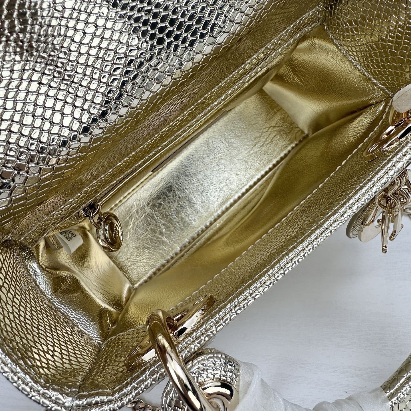 Dior迪奥戴妃包蜥蜴纹可可爱爱 小巧玲珑 优雅精致 仙女必备款尺寸：17.8.15