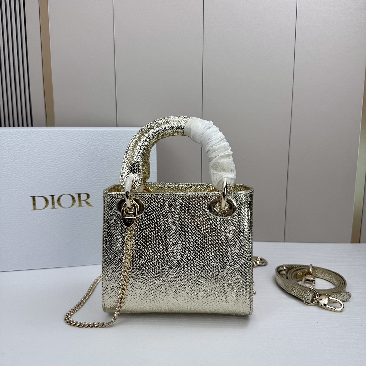 Dior迪奥戴妃包蜥蜴纹可可爱爱 小巧玲珑 优雅精致 仙女必备款尺寸：17.8.15