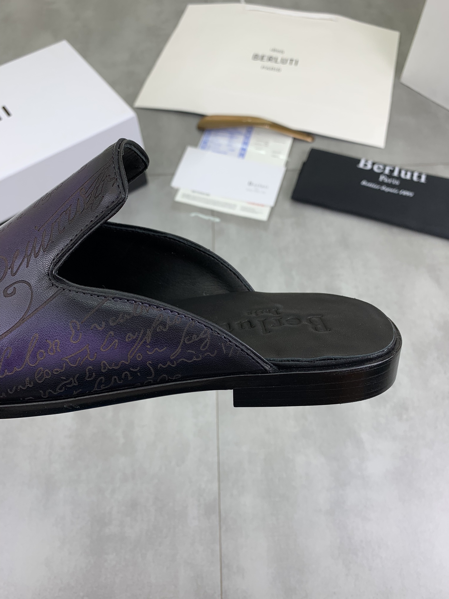 Precio de fábrica P420 Berluti/Bruti 2024 nuevos zapatos semi-deslizantes de cuero de vaca importado
