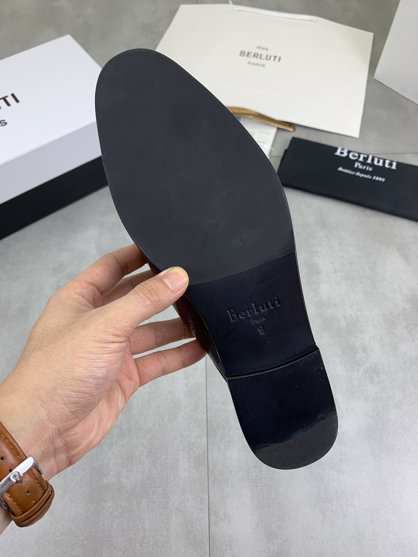 Precio de fábrica P420 Berluti/Bruti 2024 nuevos zapatos semi-deslizantes de cuero de vaca importado