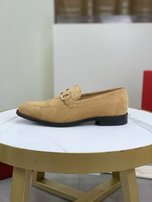حذاء رسمي Salvatore Ferragamo من جلد الغزال الطبيعي للرجال 1 حذاء رسمي Salvatore Ferragamo من جلد الغزال الطبيعي للرجال