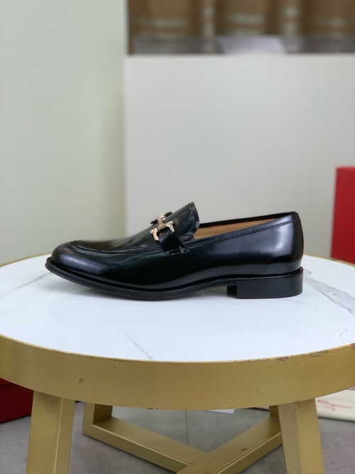Elegantes Zapatos de Vestir Salvatore Ferragamo para Hombre en Piel Genuina 1 Elegantes Zapatos de Vestir Salvatore Ferragamo para Hombre en Piel Genuina