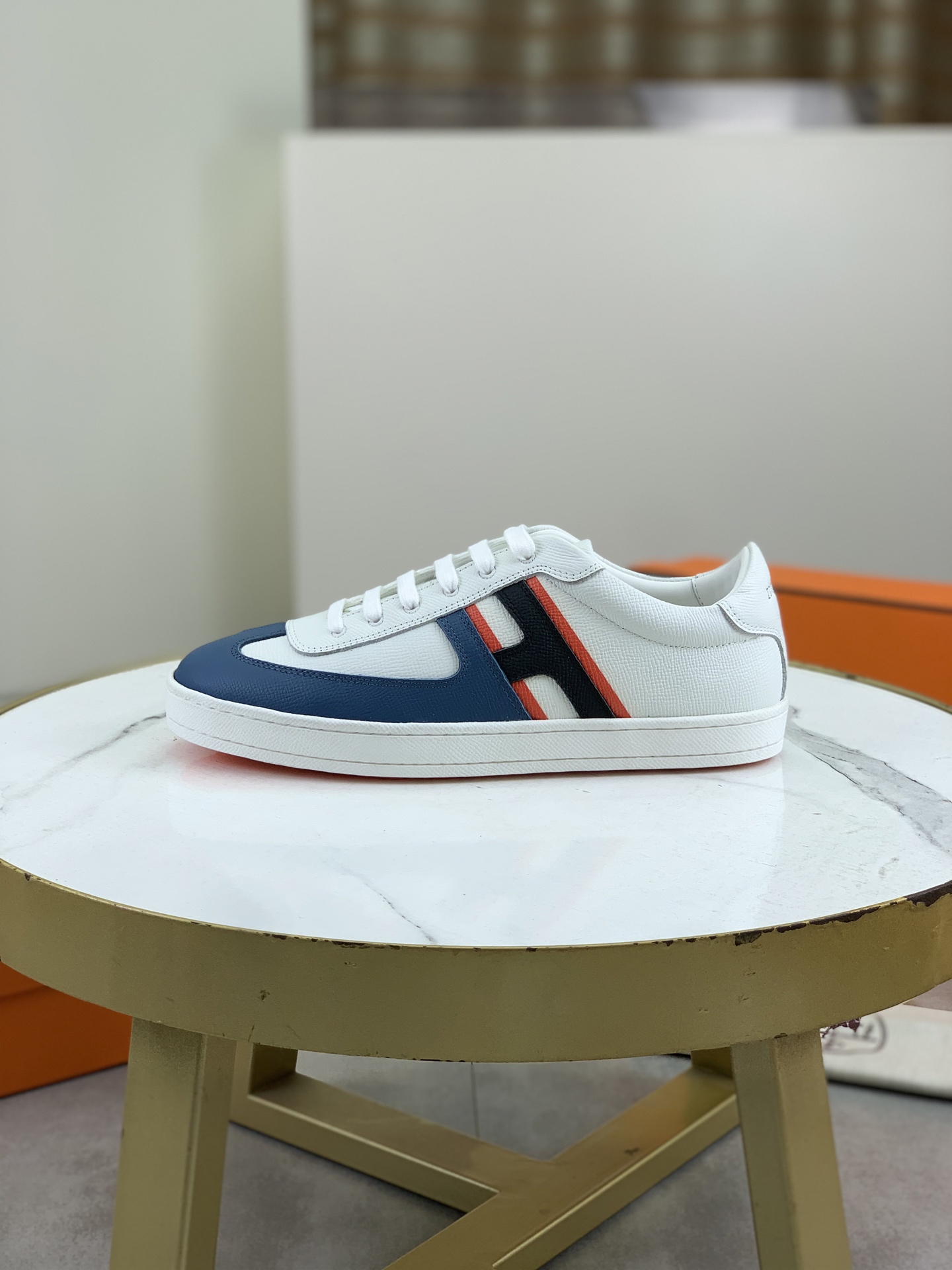 Hermes Men's Leather Sneakers, Designer Fashion Sneakers, Lace-up Casual Shoes 1 Hermes Men's Leather Sneakers, Designer Fashion Sneakers, Lace-up Casual Shoes