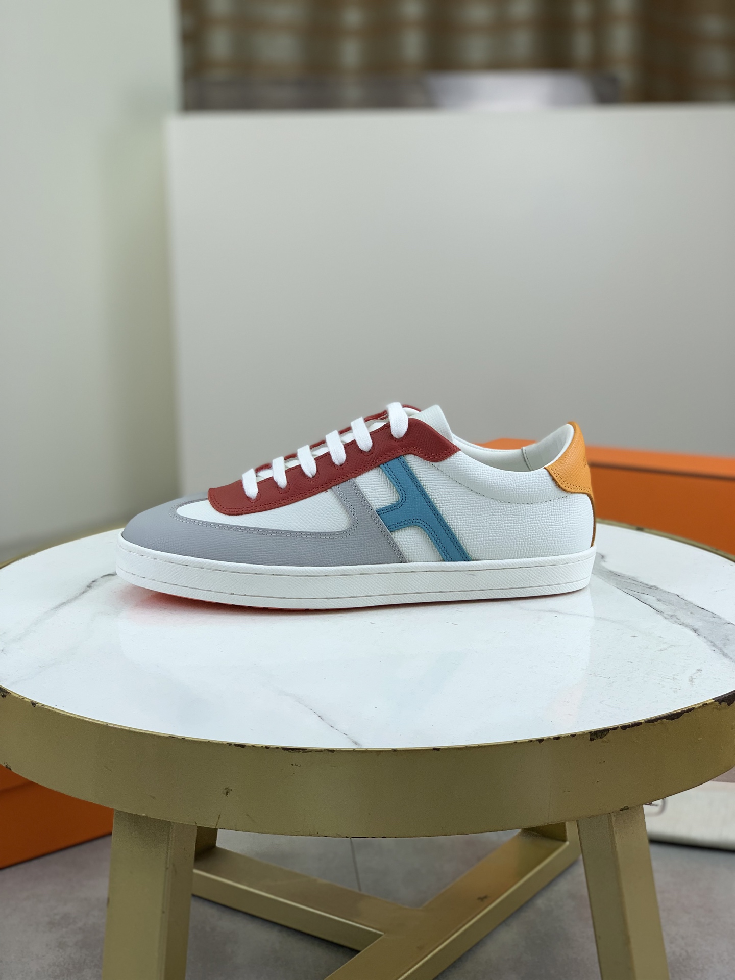 Hermès Men's Leather Sneakers with 'H' Cutout, Luxurious Comfort 2 i1743177161123 5901 0 0
