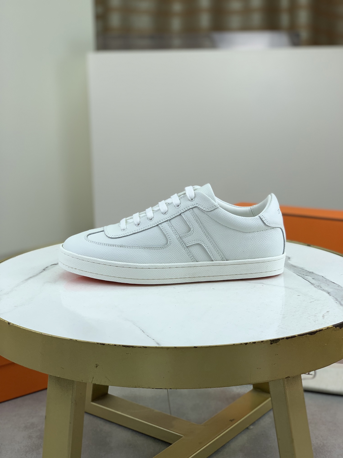 Hermes Men's White Leather Sneakers with Iconic Perforated H Logo 2 i1743177215604 4741 0 0