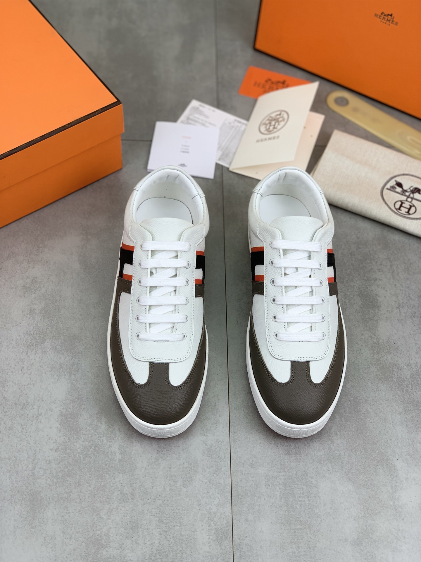 Hermes Men's Leather Sneakers Luxury Casual Shoes 3 i1743177262175 7462 0 1