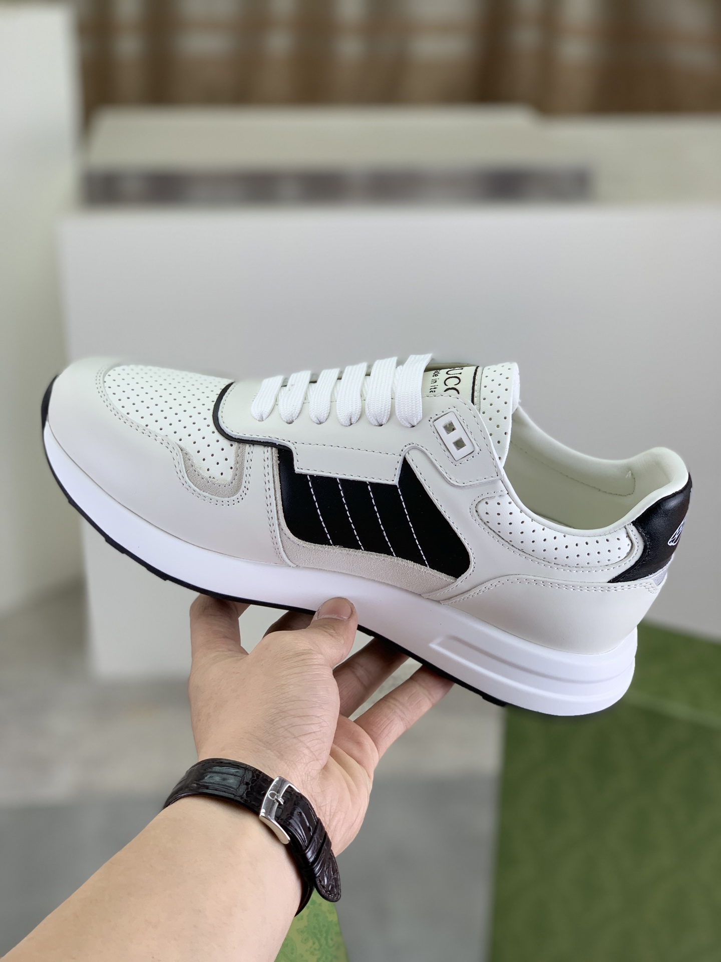 Gucci Men's Leather White Trainer Sneakers Casual Shoes, Size 39-44 7 i1743613581977 9723 0 5