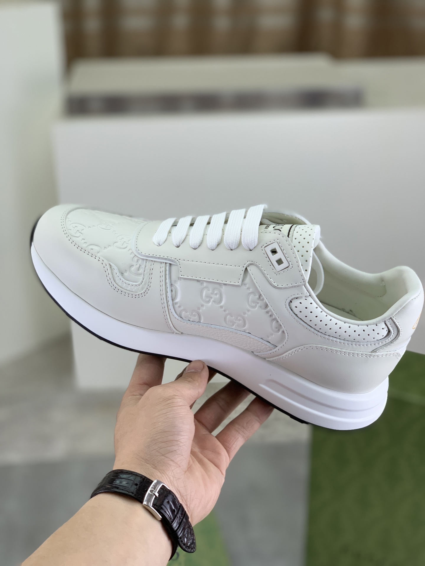 Gucci Men's White Leather Lace-Up Fashion Sneakers with Perforated Design 7 i1743613701383 3318 0 5
