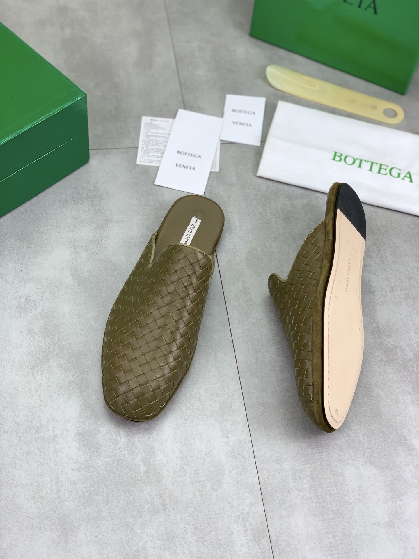 Bottega Veneta Woven Leather Mules, Business Loafers for Men and Women 6 i1745167516845 7110 0 4