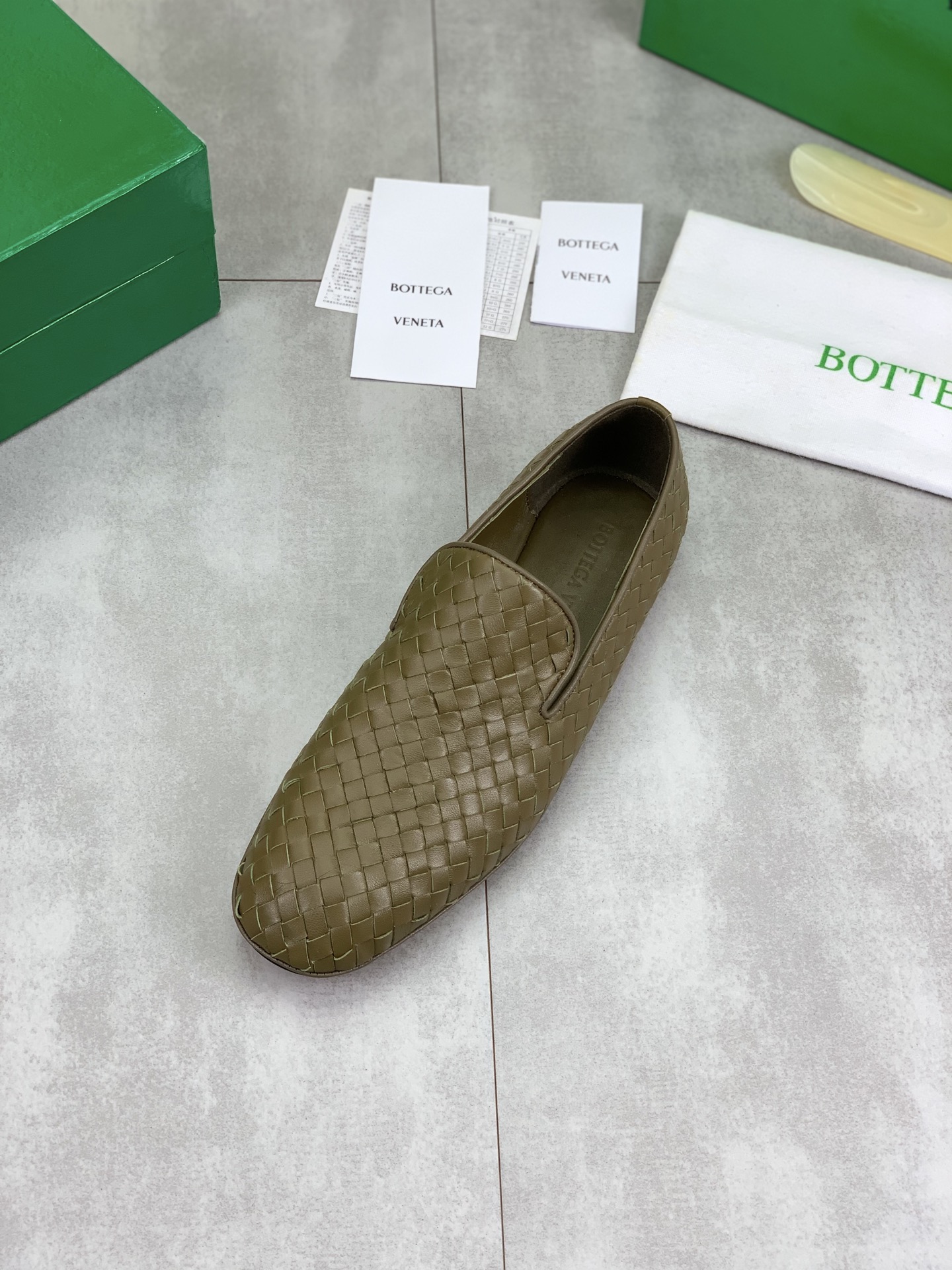 Bottega Veneta Woven Leather Loafers - Premium Quality & Craftsmanship 5 i1745167617830 4668 0 3
