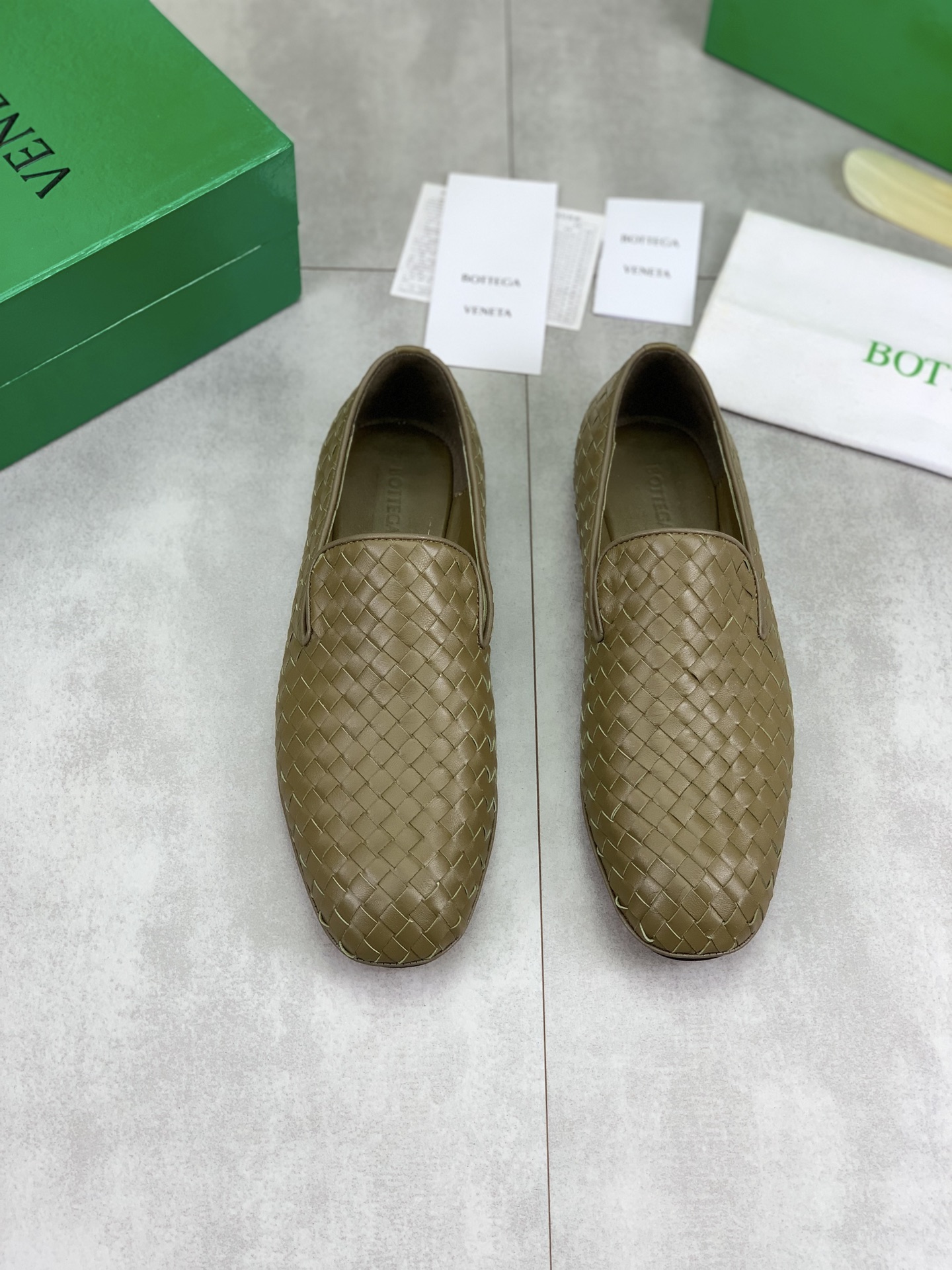 Bottega Veneta Woven Leather Loafers - Premium Quality & Craftsmanship 3 i1745167618263 6432 0 1