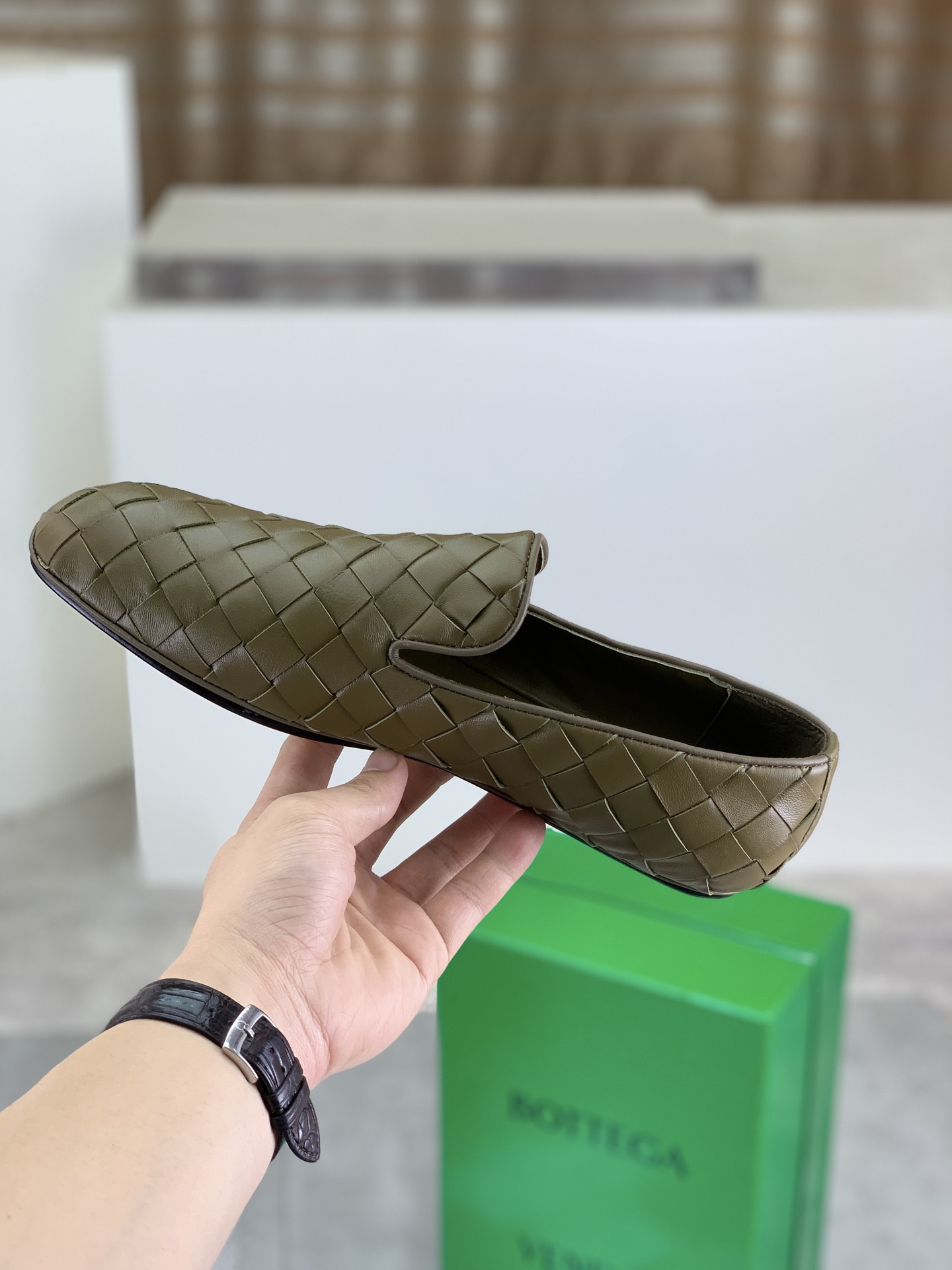 Bottega Veneta Woven Leather Loafers - Handcrafted Italian Style and Comfort 7 i1745167669416 5394 0 5