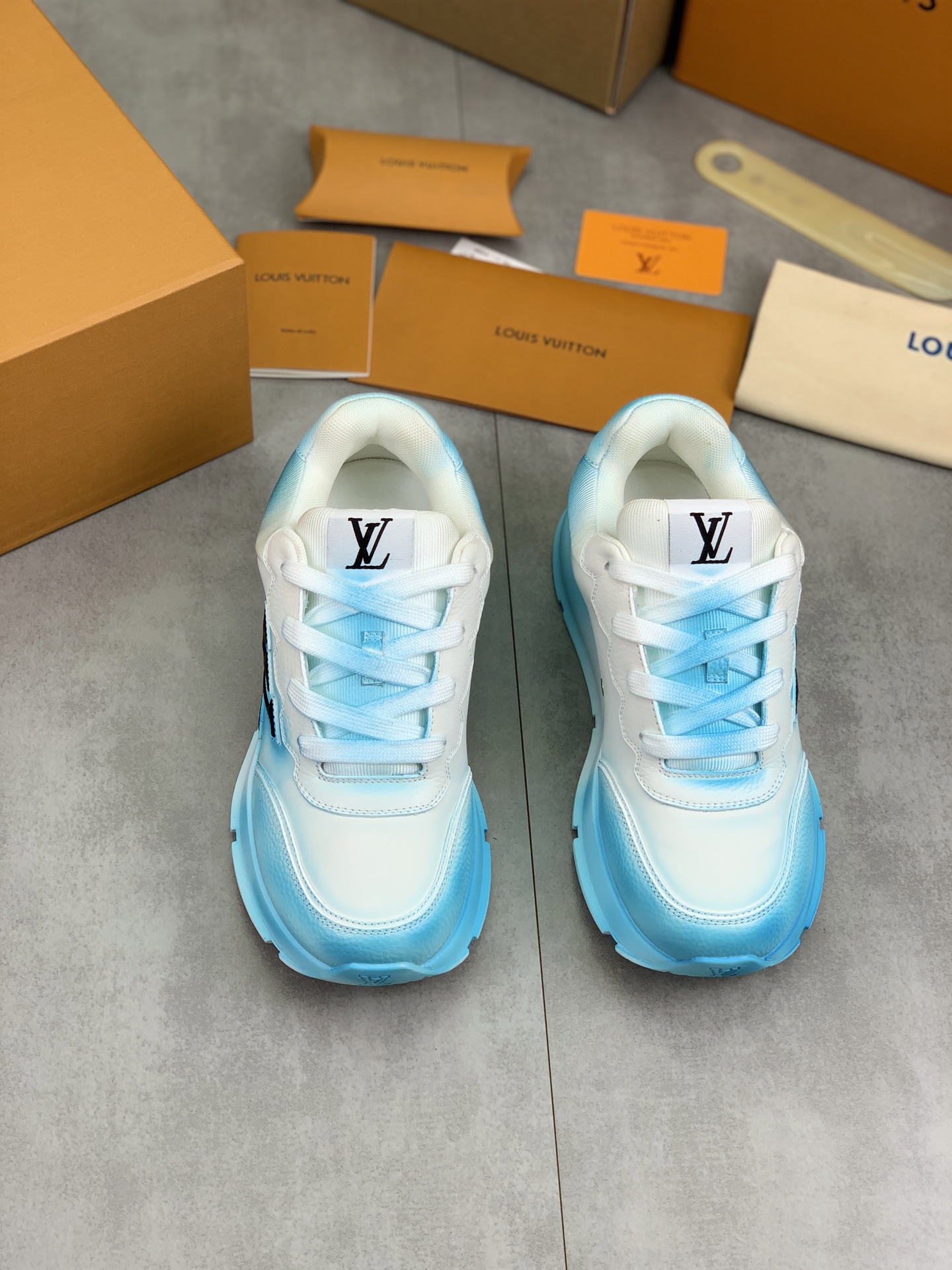 Louis Vuitton High-Top Sneakers in Blue Leather, Designer Couple Shoes 3 i1745482863029 6137 0 1