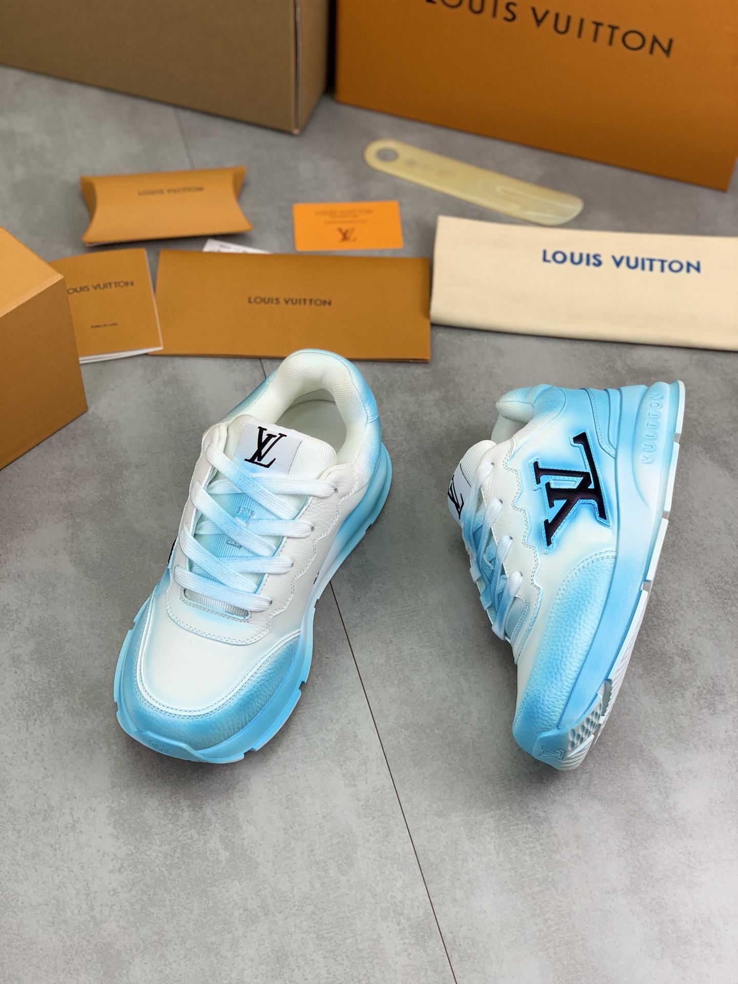 Louis Vuitton High-Top Sneakers in Blue Leather, Designer Couple Shoes 6 i1745482863152 6833 0 4