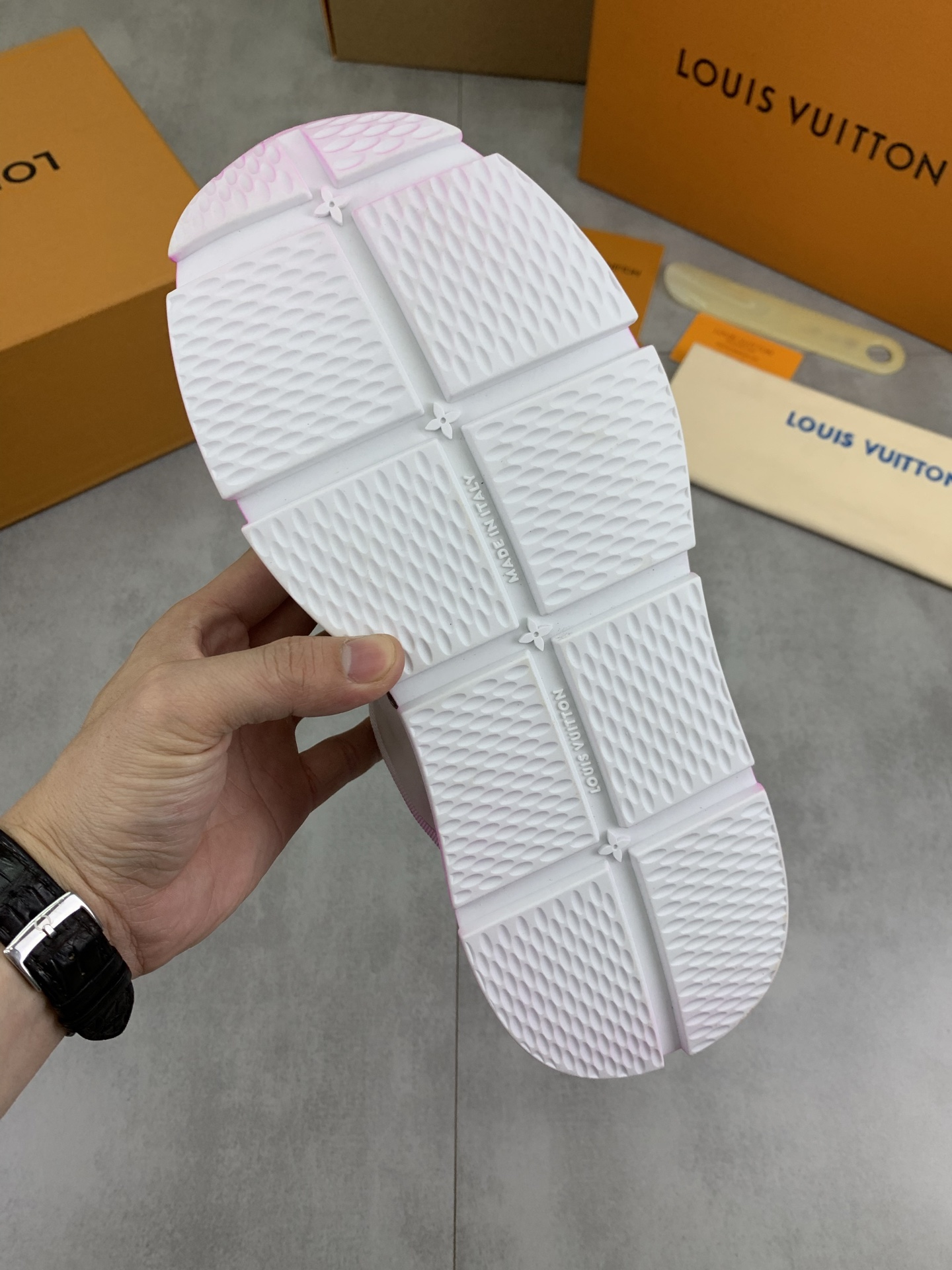 Louis Vuitton Women's LV Trainer Sneaker Pink/White Leather Size 35-44 9 i1745482894792 2240 0 7