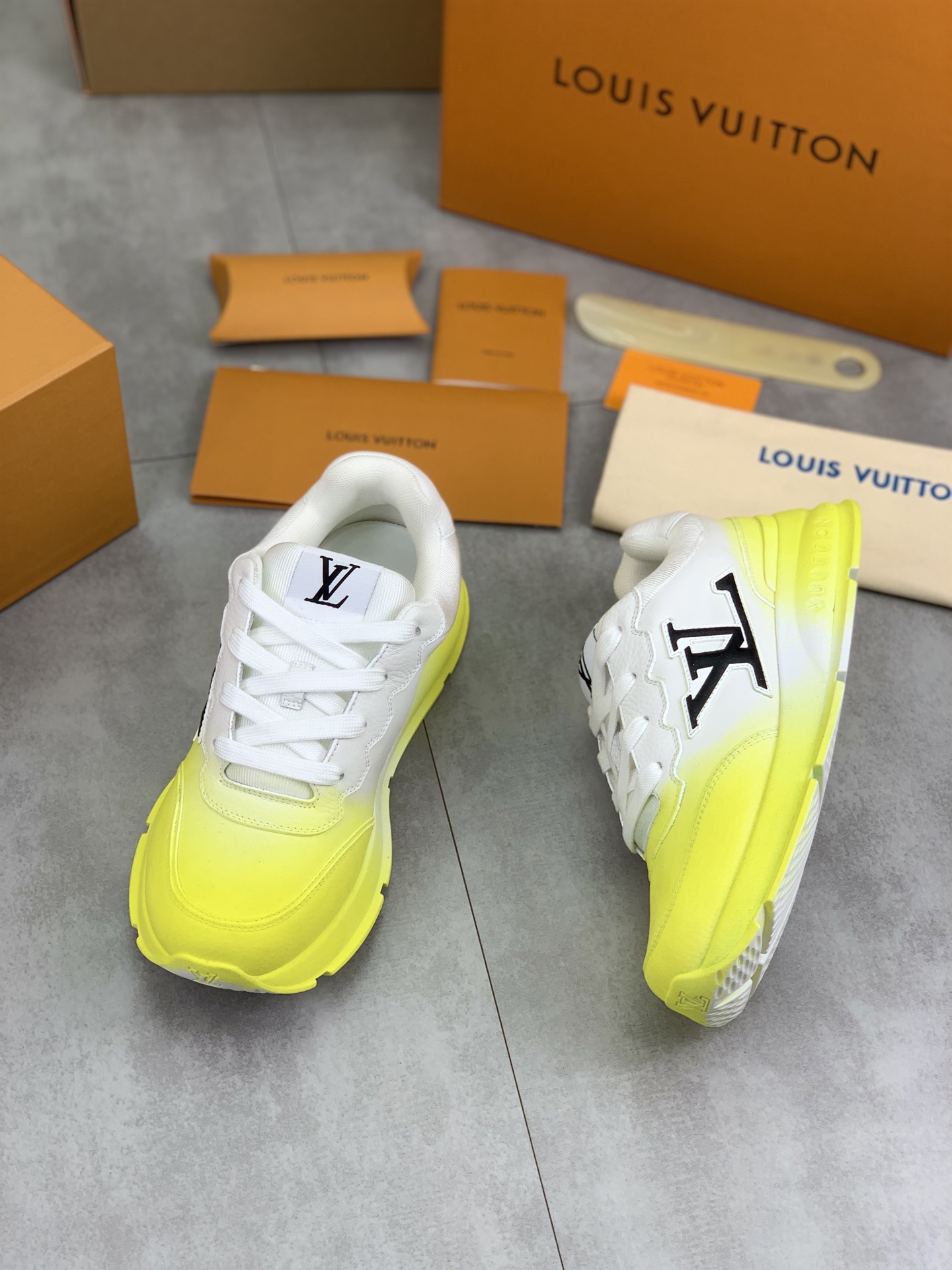 Louis Vuitton High-Top Sneakers: Premium Leather, Stylish Design, and Comfort 6 i1745482969664 220 0 4
