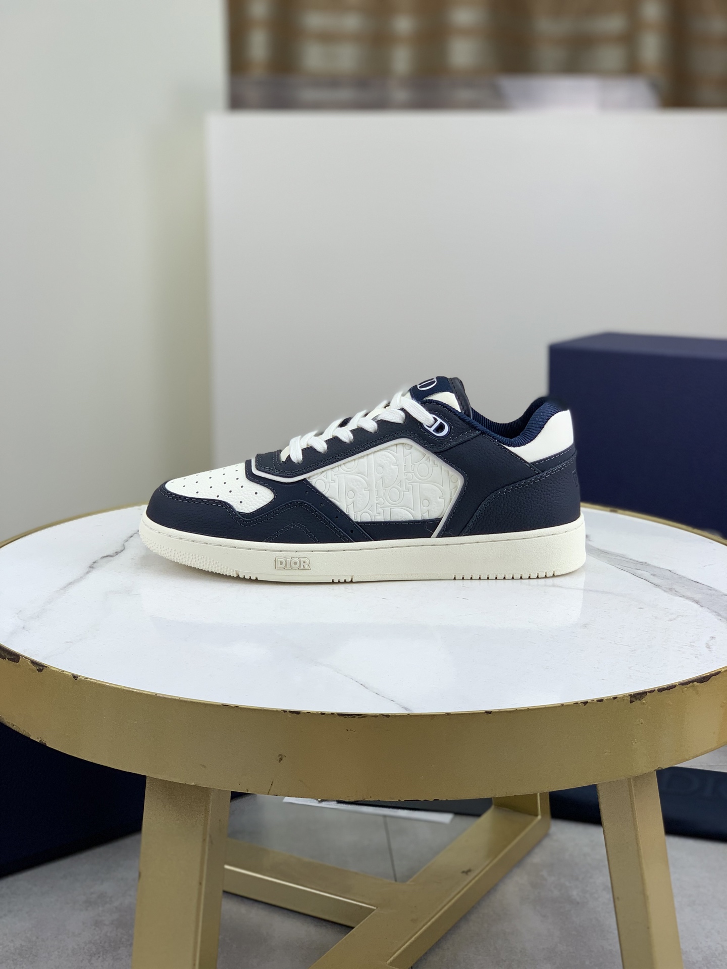Dior B57 Low-Top Sneakers, Oblique Print, Leather, Lace-up, Unisex 1 Dior B57 Low-Top Sneakers, Oblique Print, Leather, Lace-up, Unisex
