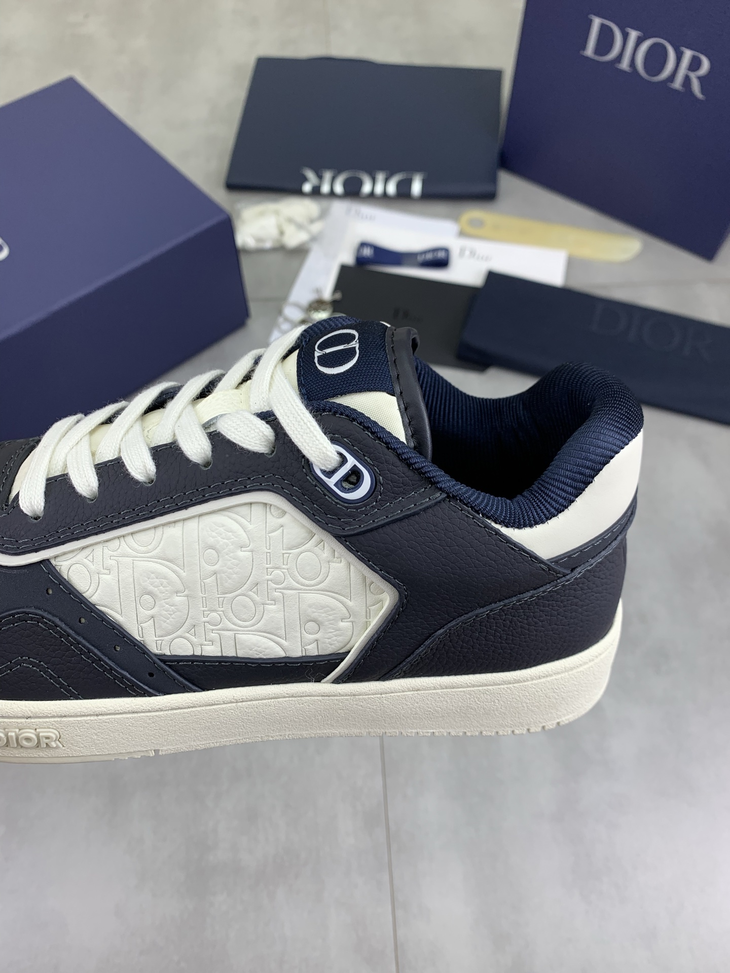 Dior B57 Low-Top Sneakers, Oblique Print, Leather, Lace-up, Unisex 8 i1745601052208 9853 0 6
