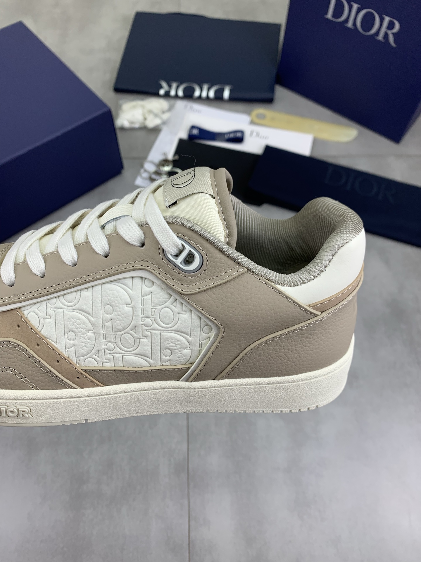 Dior B57 Low-Top Sneakers: Beige Oblique Canvas, Premium Quality, Stylish Shoes 8 i1745601067124 9048 0 6