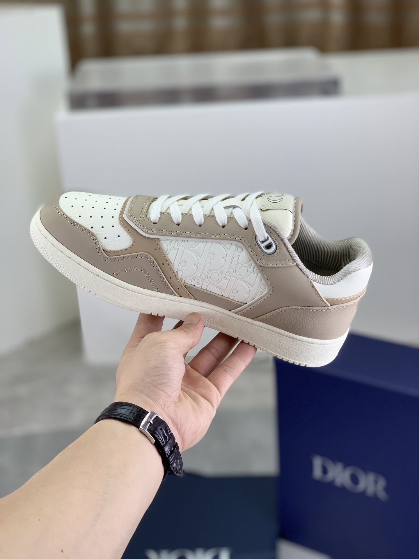 Dior B57 Low-Top Sneakers: Beige Oblique Canvas, Premium Quality, Stylish Shoes 7 i1745601067181 3895 0 5