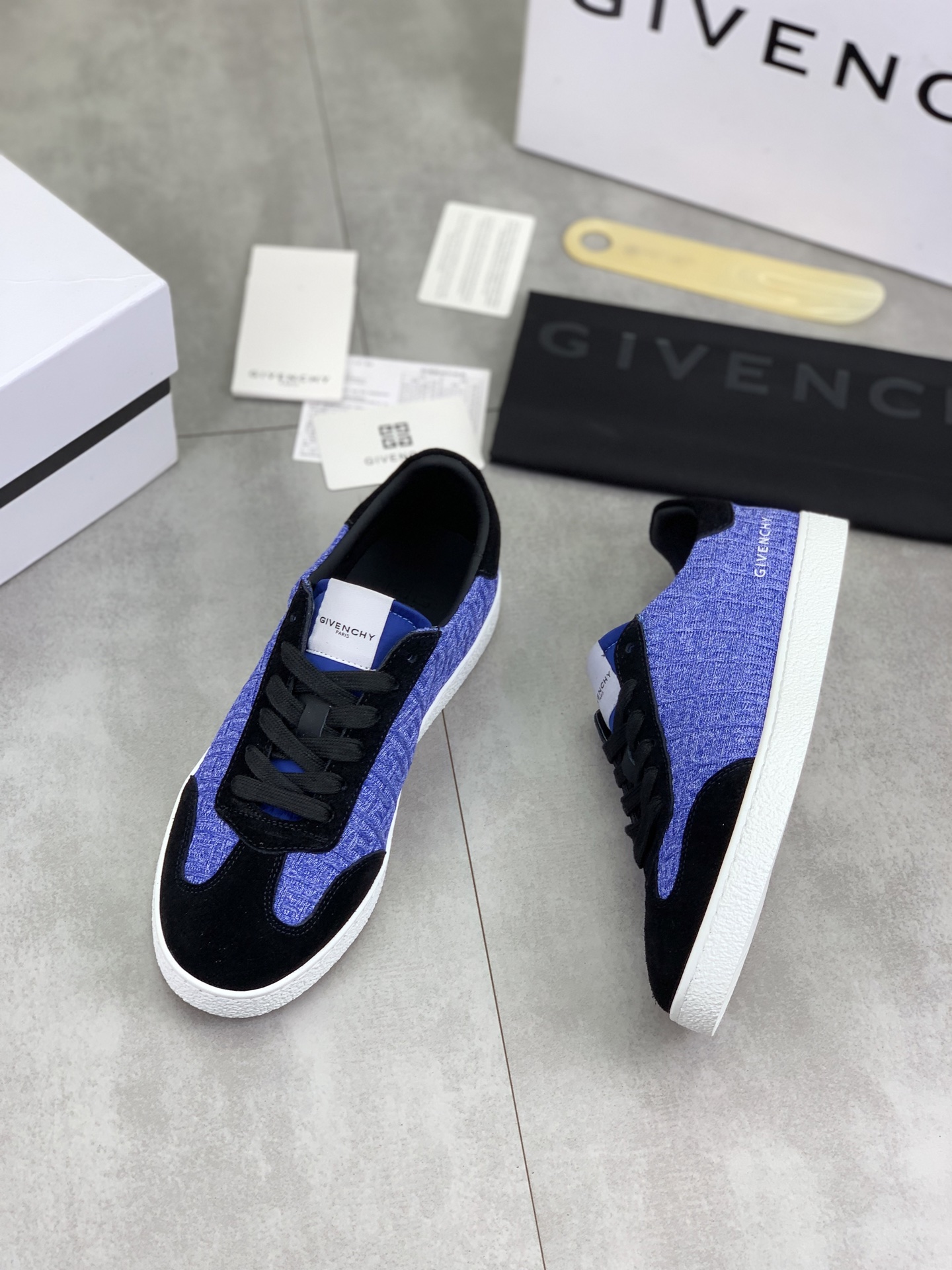 Givenchy Low-Top Sneakers: Original Design, Premium Calfskin, Comfort Fit 6 i1745768732431 1217 0 4
