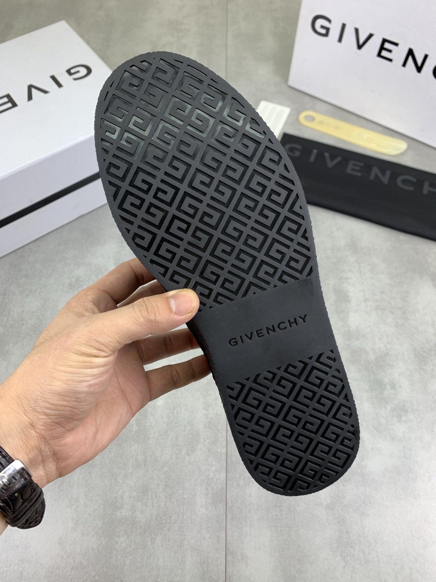 Givenchy Men's City Sport Low Top Sneakers Black Leather Size 38-44 9 i1745768813341 6097 0 7