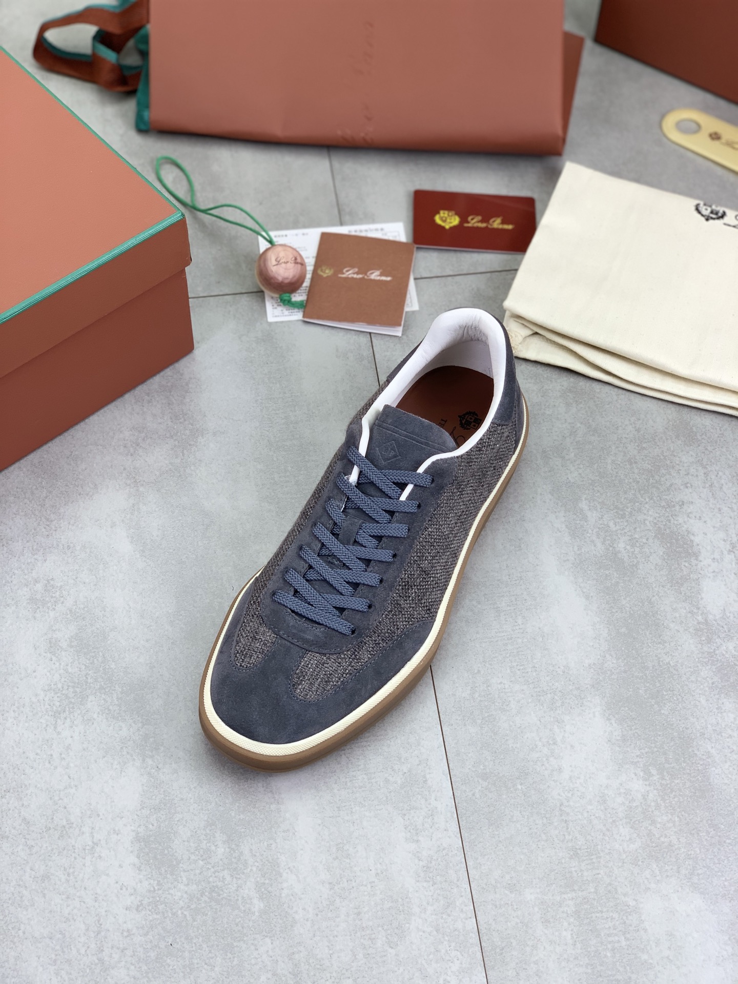 Loro Piana Men's Premium Quality Canvas Sneakers - Comfortable and Stylish 5 i1745768913258 5106 0 3