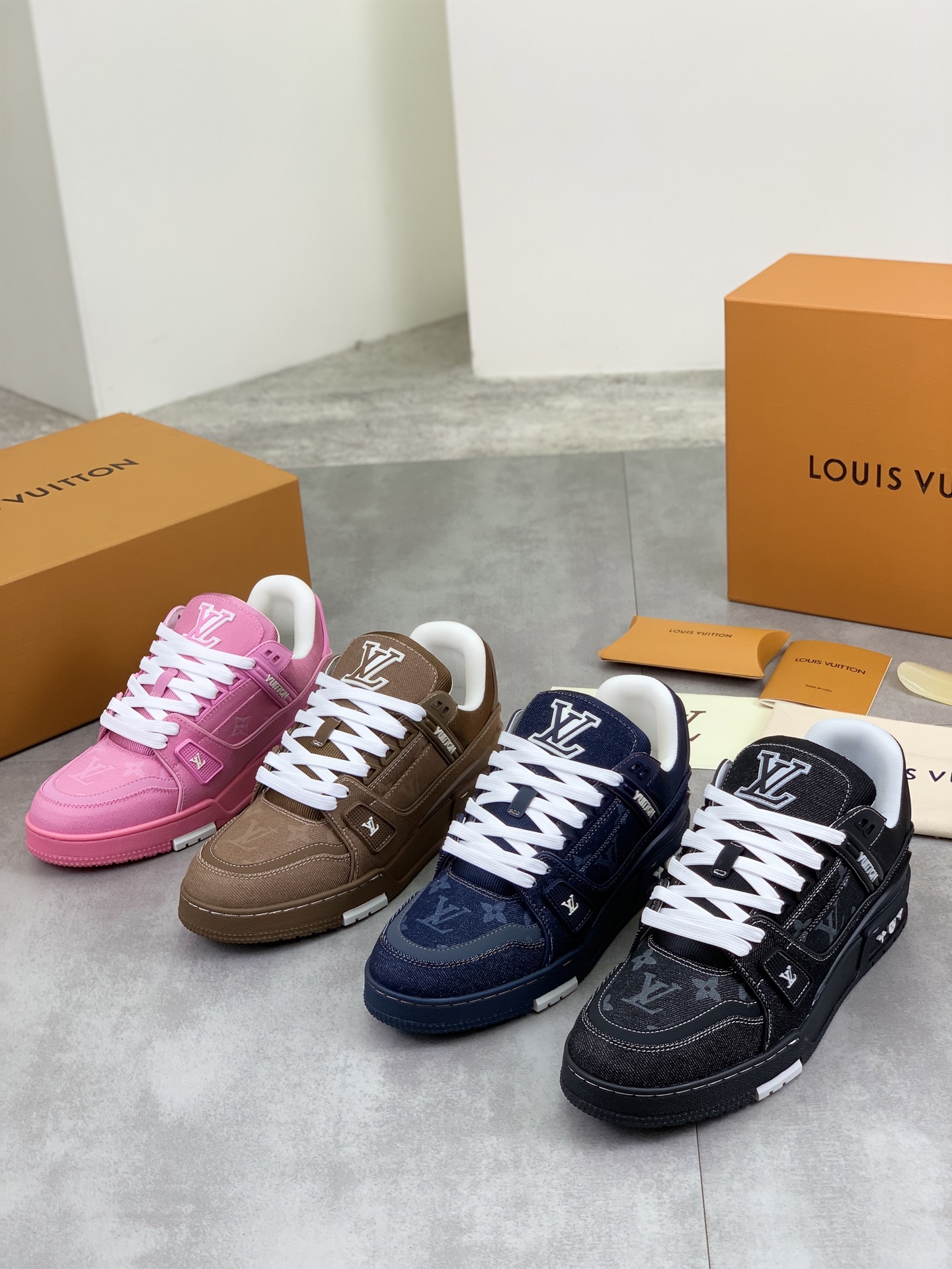 Louis Vuitton Pink Leather High-Top Sneakers, Couple Style, Size 35-45 11 i1746807547836 3960 0 9