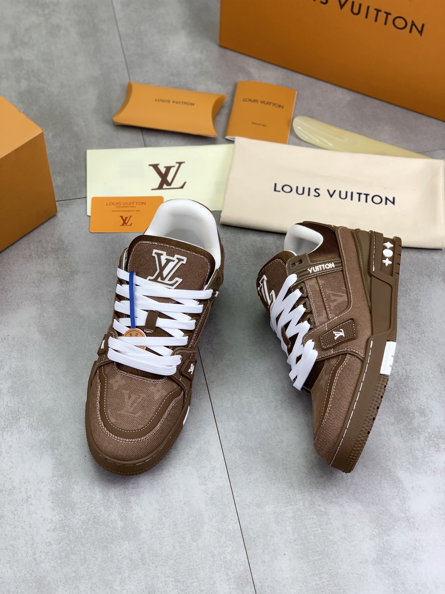 Louis Vuitton Brown Leather High-Top Sneakers, Couple Style, Size 35-45 6 i1746807575157 4374 0 4