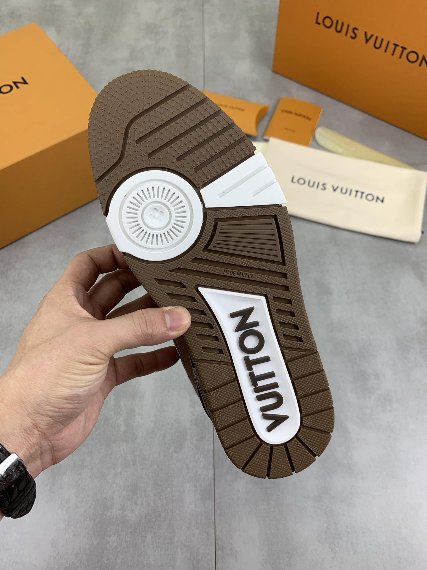 Louis Vuitton Brown Leather High-Top Sneakers, Couple Style, Size 35-45 9 i1746807575189 394 0 7