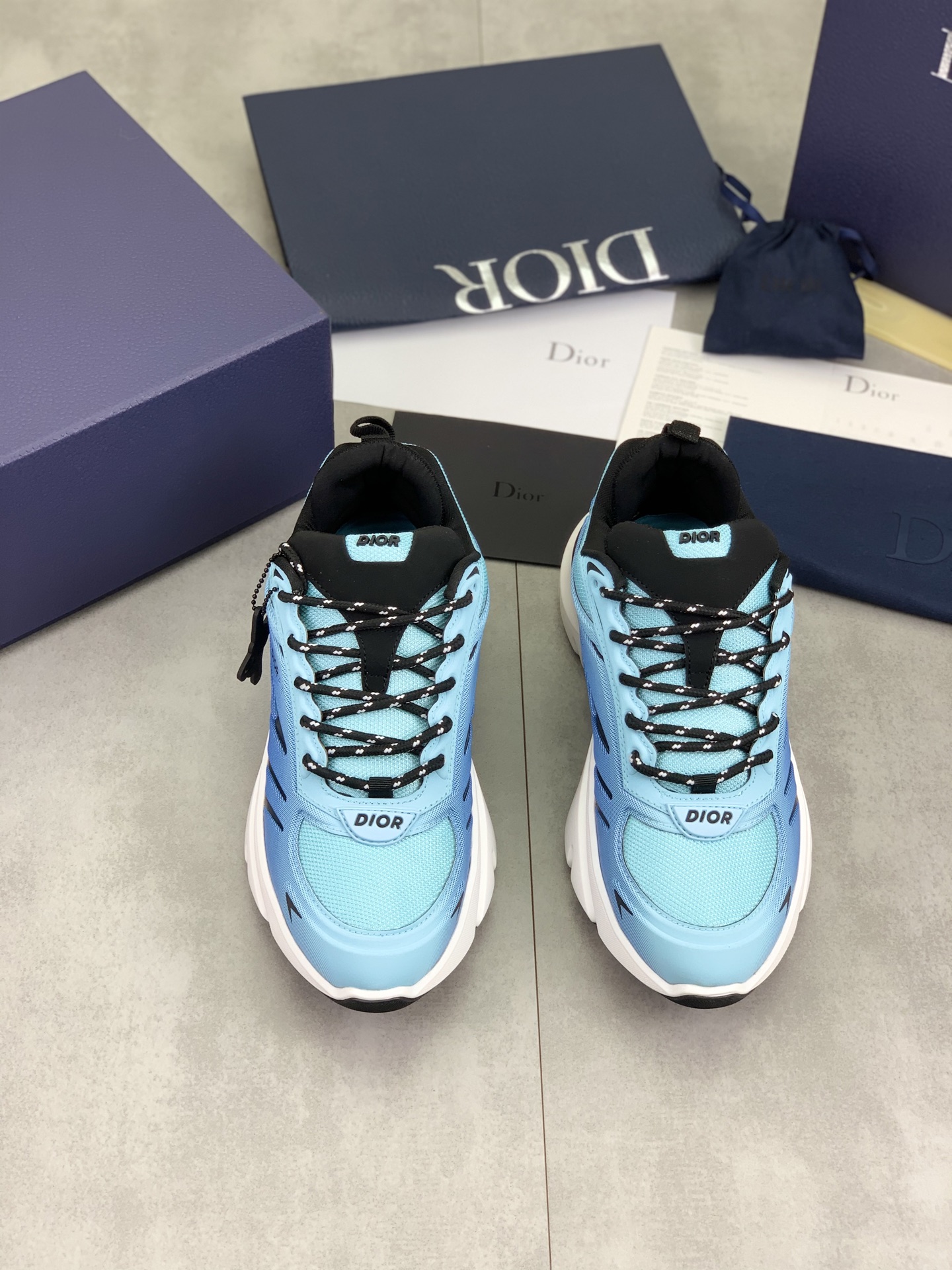 Dior Chrono Running Shoes 2025 - White & Blue Mesh with Leather Accents 3 i1746890691145 2584 0 1