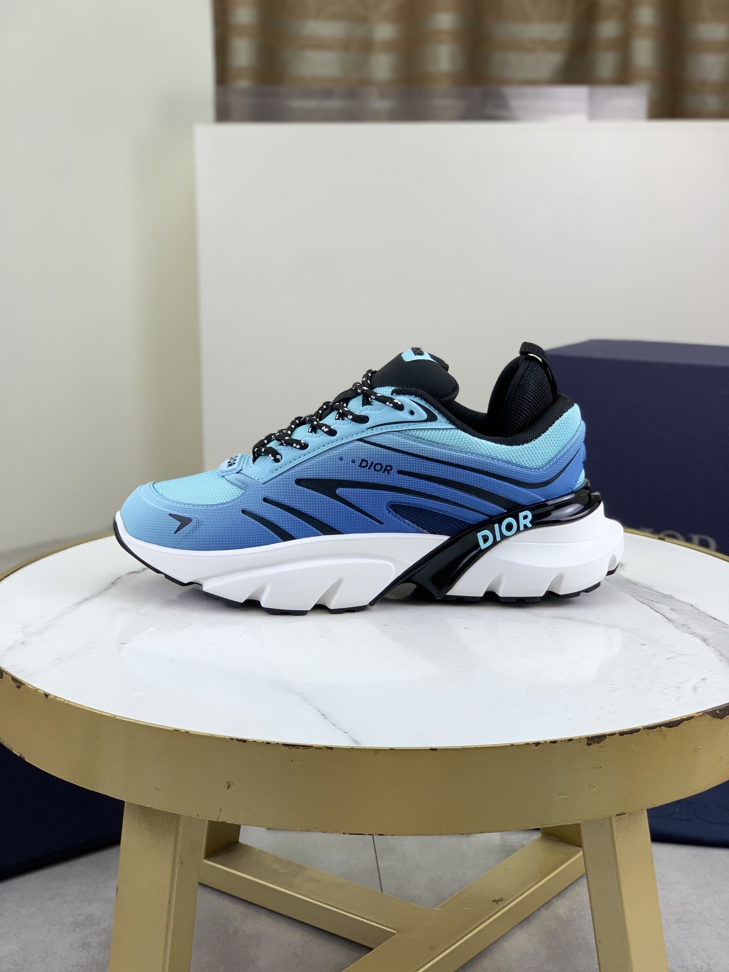 Dior Chrono Running Shoes 2025 - White & Blue Mesh with Leather Accents 2 i1746890692289 803 0 0