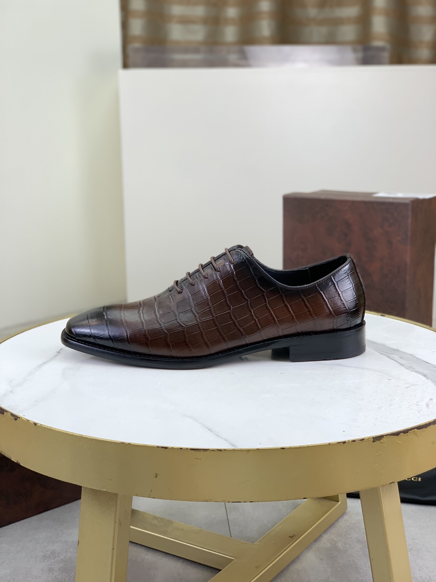 NO:351360,(Leather outsole series) Top version Stefano Ricci Stephen Law Nich Men's Leather Shoes Stone-patterned Calfskin Technology Fabric Elite Temperament | Strong contrasting tones highlight the upper line feel | Bright palladium-plated eyelets | Internal padded heel | Original high-end handmade leather outsole 3 colors available Size39-44 (45 46 customized),, cowhide, Leather soles19860909（真皮大底系列） 顶级版本 Stefano Ricci史蒂芬劳.尼治男士皮鞋石头纹小牛皮科技面料精英气质 ｜强烈对比色调突出鞋面线条感｜明镀钯孔眼｜内部衬垫鞋跟｜原版高端手工真皮大底 3色可选 Size39-44（45 46定做）,,cowhide,Leather soles,Men's shoes