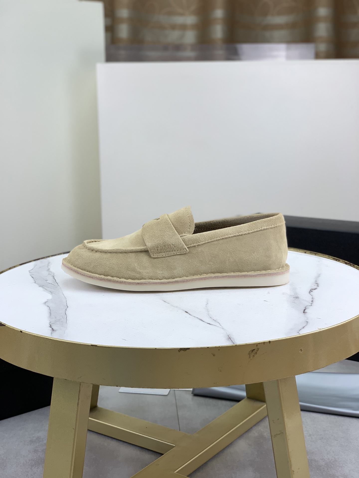 NO:347312,Original single quality, top version PRADA - Prada. Men's business and casual leather shoes, top cow goods. 1:1 shipment is luxurious and noble, all of which are imported original top layer delicate reverse cow leather, just to create a more comfortable wearing experience, the upper is comfortable to open the edge beads and polish the color calf leather, top imported water dye all cow lily, original high-end lightweight and comfortable TPU combination bottom number 39-44 (38 45 can be customized), prada, cowhide19860909原单品质,顶级版本 ＰＲＡＤＡ——普拉达.男士商务休闲皮鞋,顶级牛货.1:1出货奢华尊贵、全部采用进口原版头层细腻反毛牛皮,只为打造更为舒适的穿着体验,鞋面原版舒适开边珠擦色小牛皮顶级进口水染全牛里,原版高端轻便舒适TPU组合底码数39-44（38 45 可以定做）,,prada,cowhide,Men's shoes