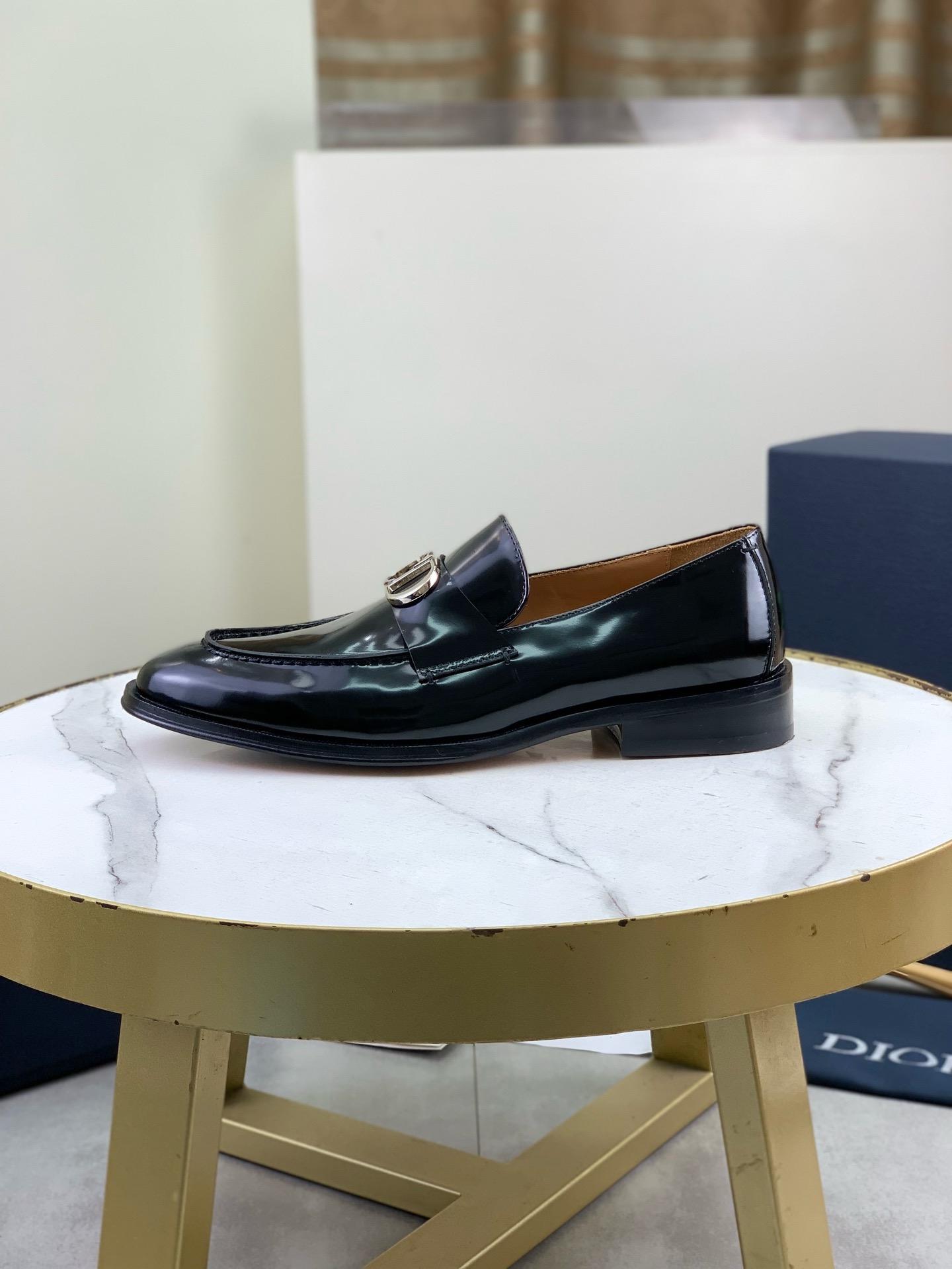 NO:851121,Top version (genuine leather outsole series) water-dyed cowhide, original order quality Dior -.Dior original order purchasing, high-end business leather shoes, fabrics are made of soft calfskin imported from Italy, water-dyed cowhide/cowhide feet specially for original high-end genuine leather outsole, fine workmanship, real thing ^_^ Photographed size 39-45 (38 46 custom-made) (with full set of packaging),, dior, dior, cowhide, Leather soles19860909顶级版本（真皮大底系列）水染牛里 原单品质Dior —.迪奥 原单代购、高端商务皮鞋、面料采用意大利进口柔软小牛皮料水染牛里/牛皮垫脚特供原版高端真皮大底、做工精细、实物^_^拍摄size39-45（38 46定做）（配全套包装）,,dior,dior,cowhide,Leather soles,Men's shoes