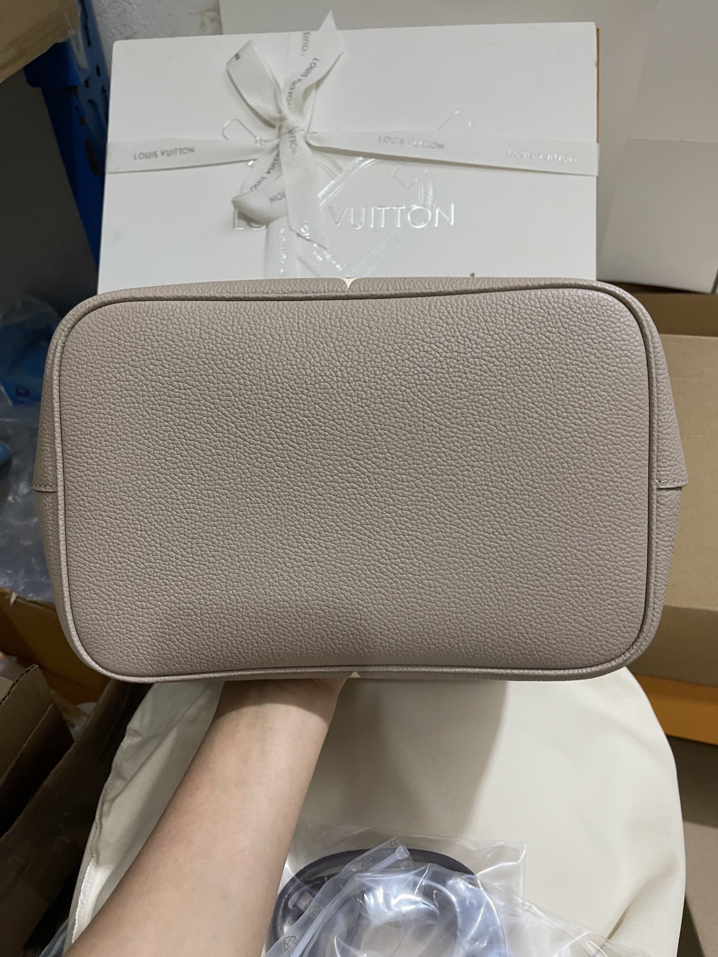 正品级法国版SP免检 客定✈️发货实拍👜全皮水桶包灰色 M45555