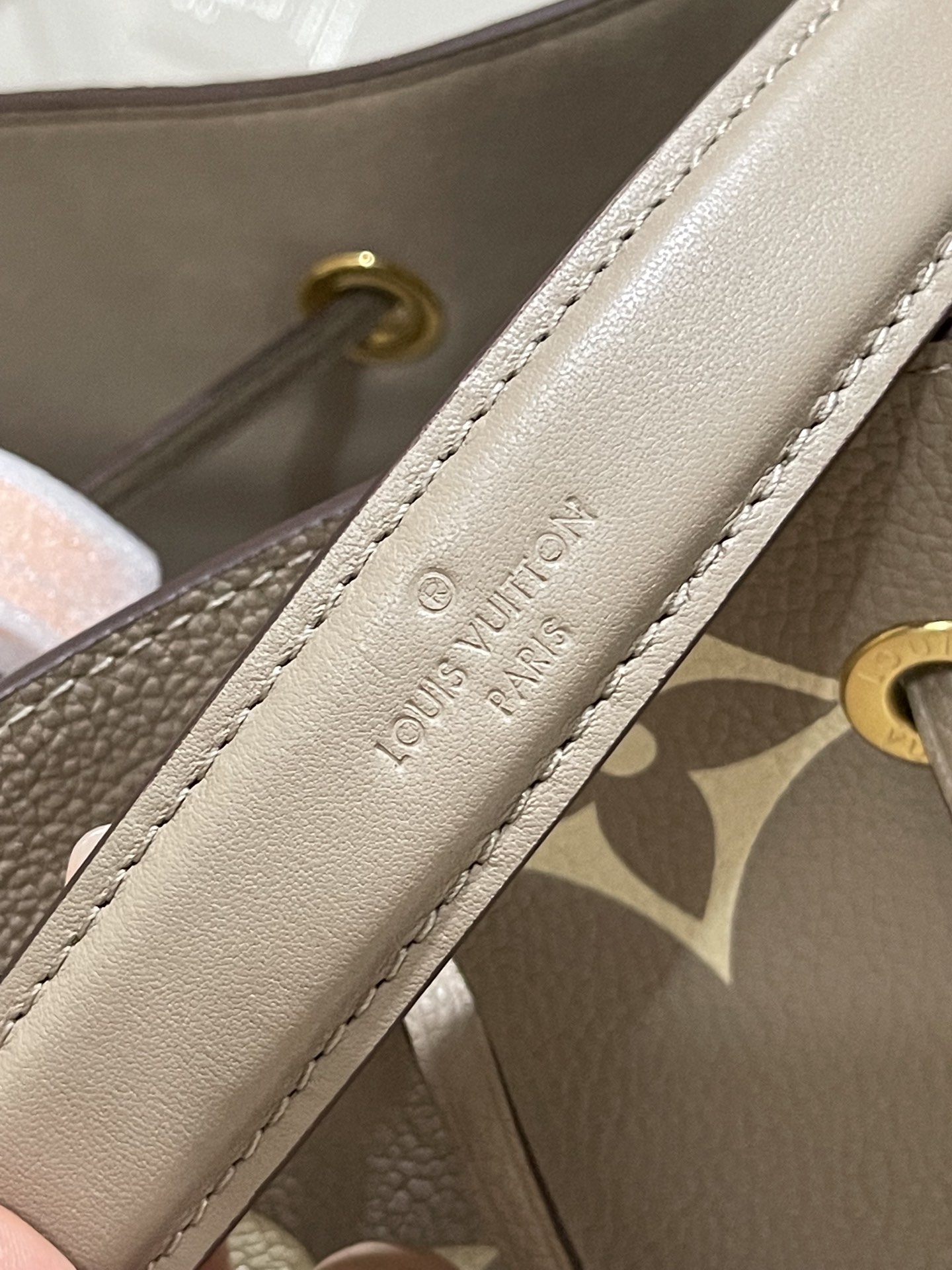 正品级法国版SP免检 客定✈️发货实拍👜全皮水桶包灰色 M45555