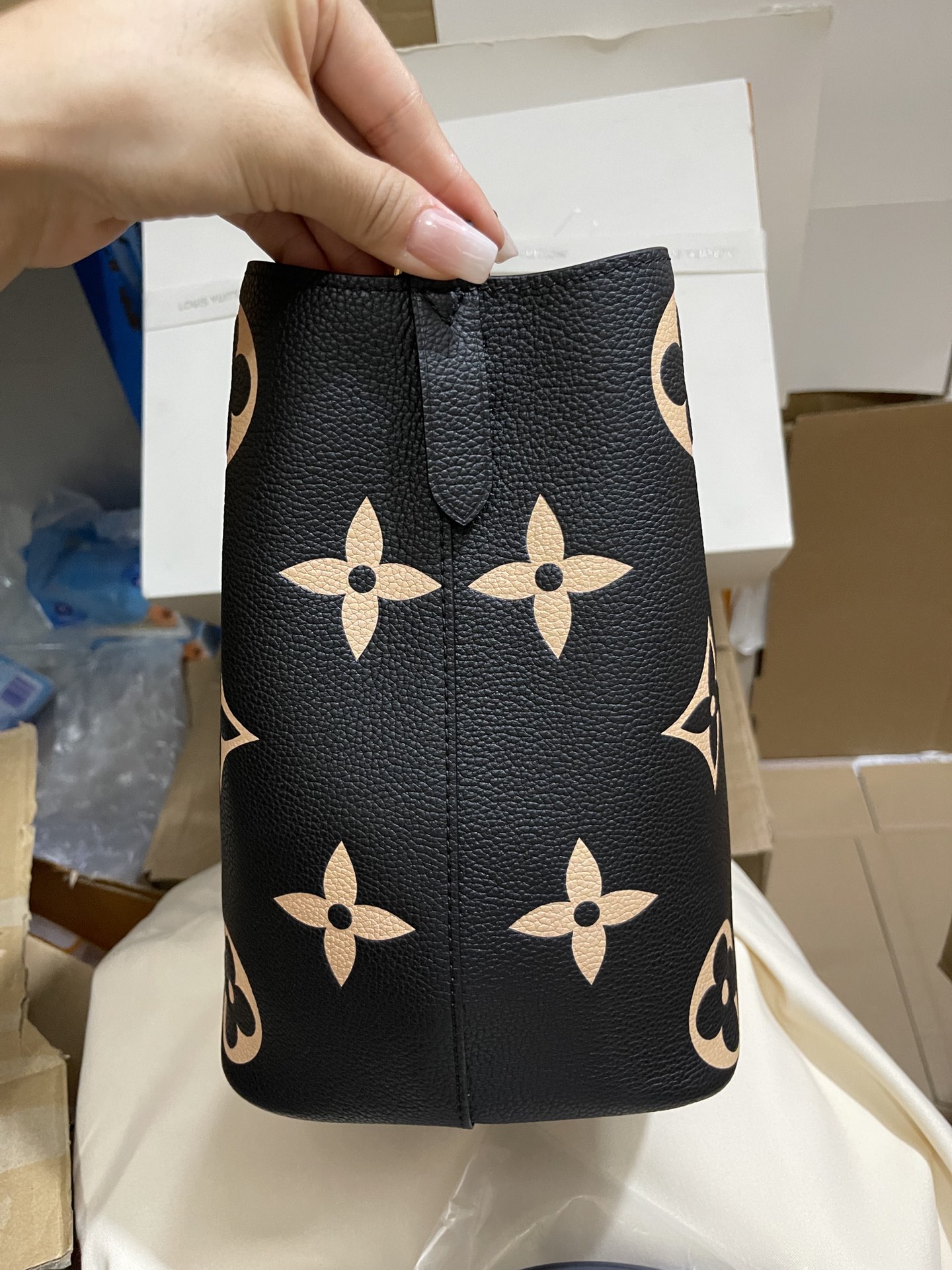 正品级法国版SP免检 客定✈️发货实拍👜全皮水桶包黑色 M45497