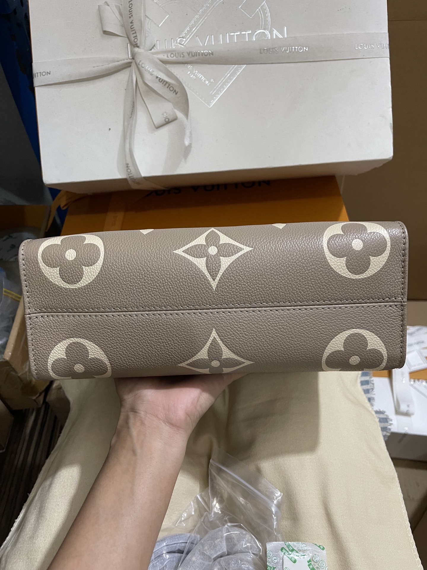 正品级法国版SP免检 客定✈️发货实拍👜 灰丝印托特包 M23641

